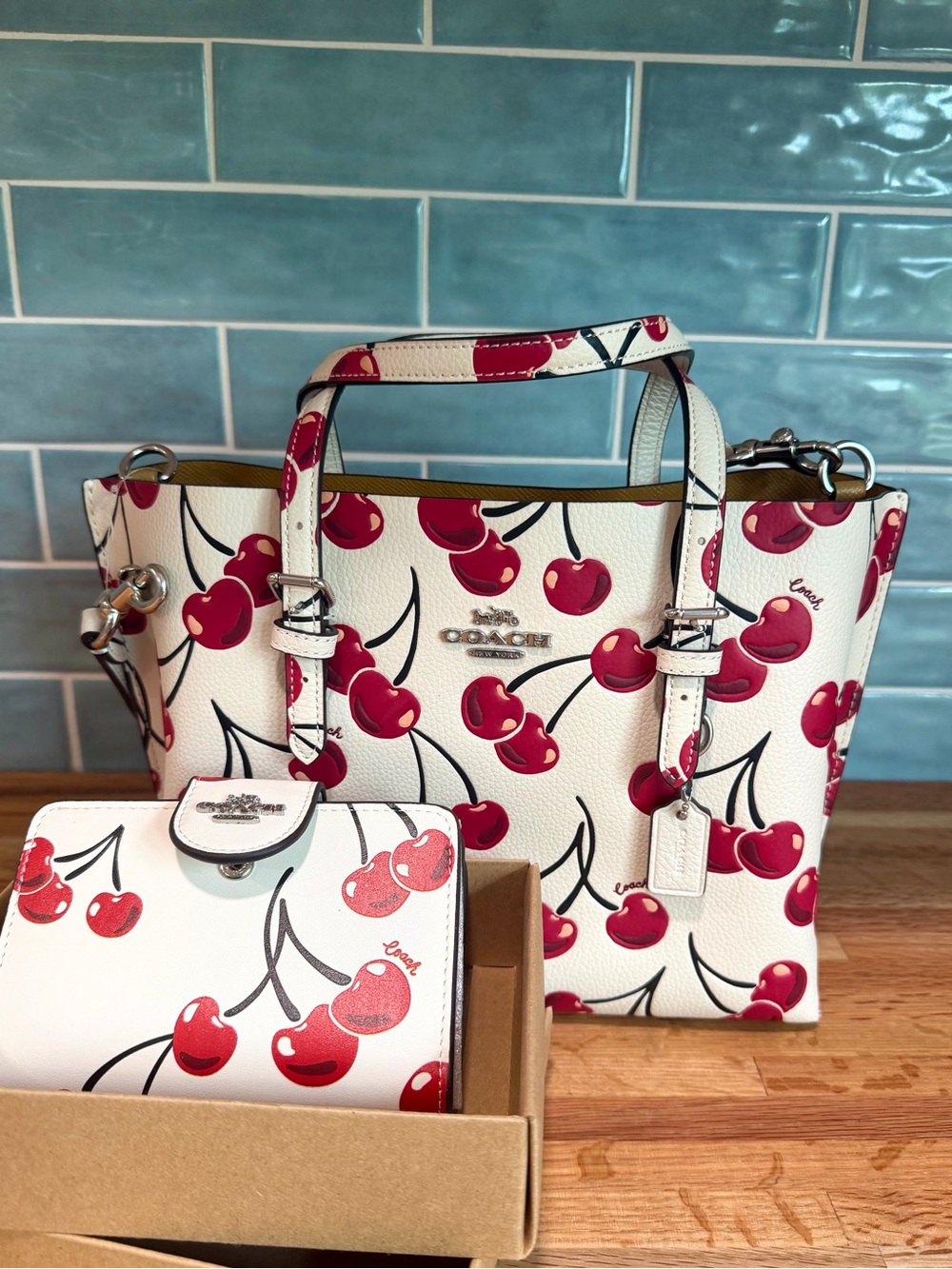 Coach Cherry Mollie Tote Bag & Corner Zip Wallet Set NWT🍒 Crossbody Leather